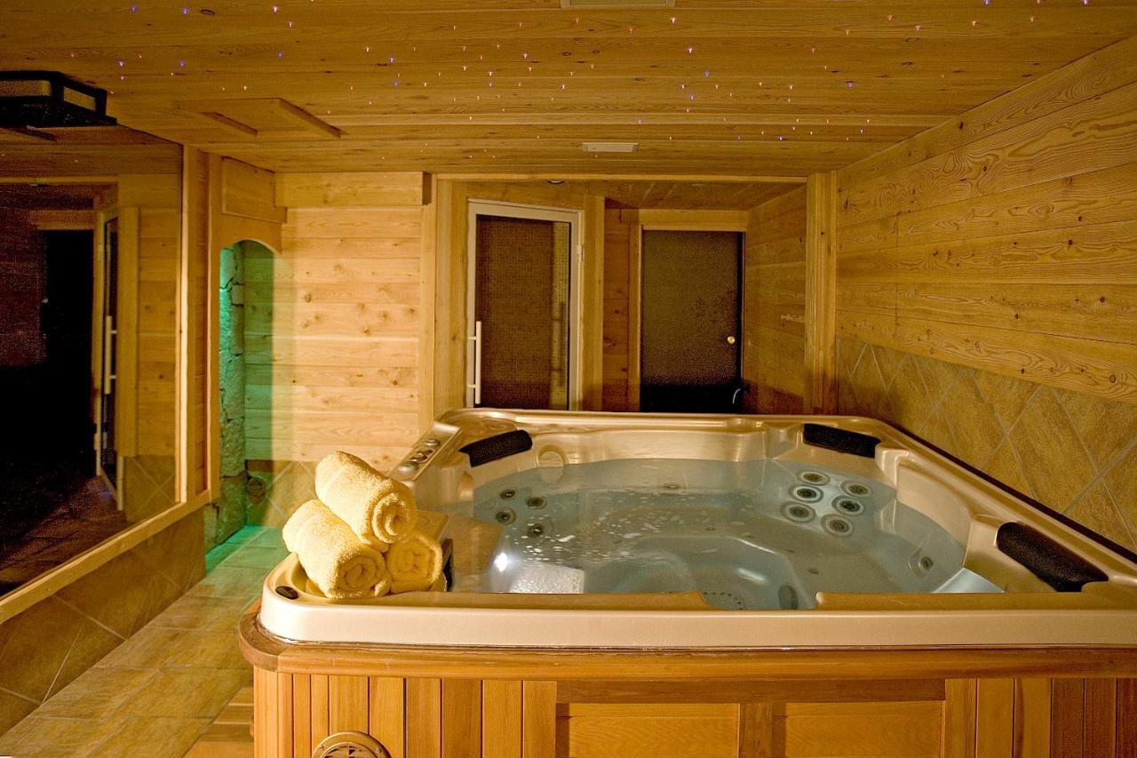 Village Vacances Passion Les 4 Saisons Resort & Spa Saint-Chaffrey Exteriör bild