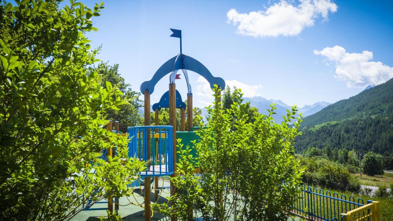 Village Vacances Passion Les 4 Saisons Resort & Spa Saint-Chaffrey Exteriör bild